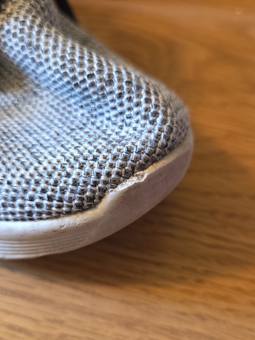 Shoes - Picture 5 of 6